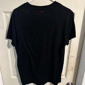 John varvotos Tee shirt